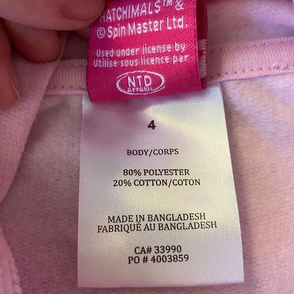 I ♥️ Hatchimals Sweater - Picture 3 of 4